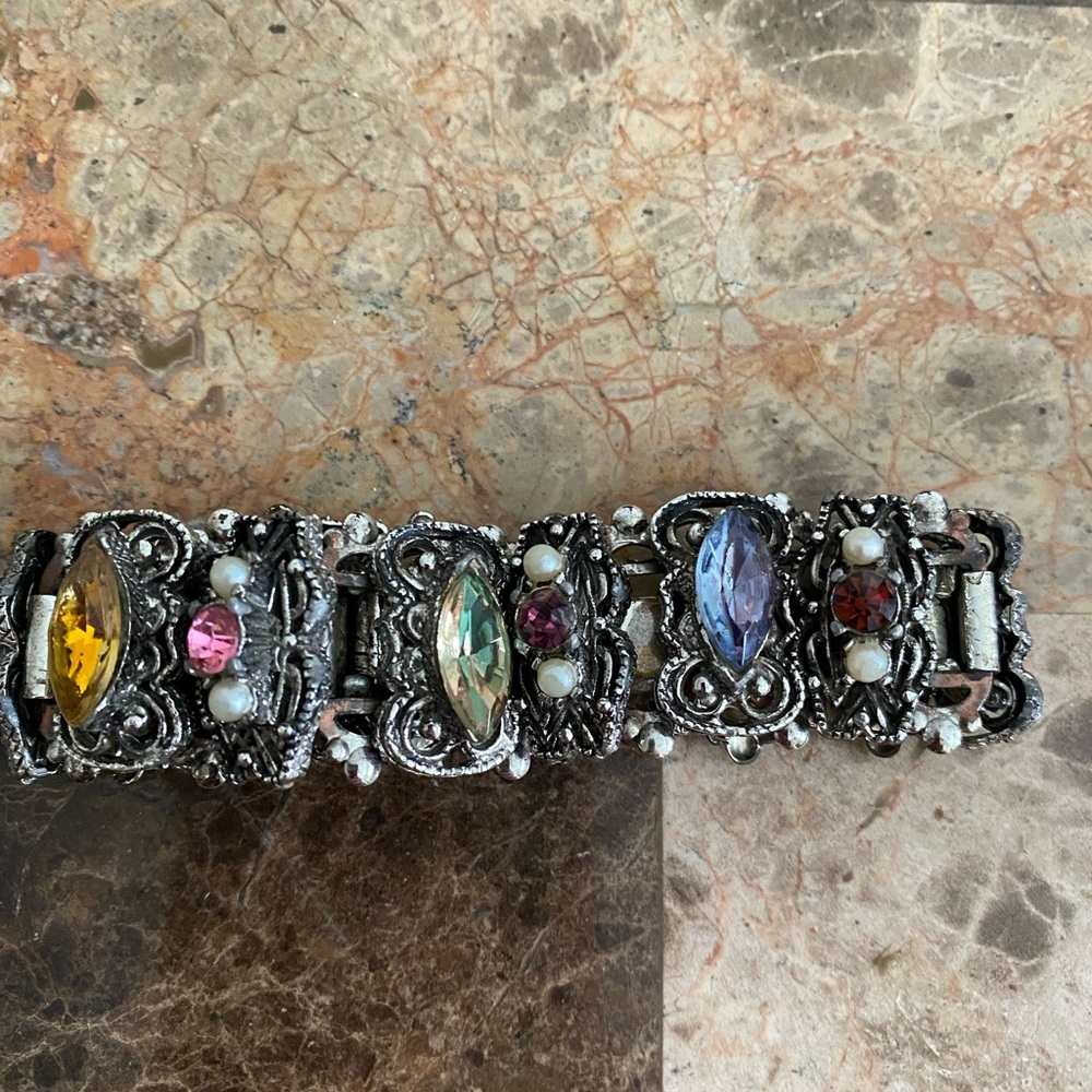 Antique chunk bracelet with glass stones.  Beautiful piece